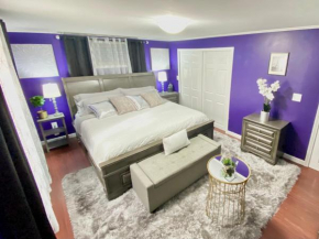Stylish two homes in one house 6 bedrooms 2 kitchens